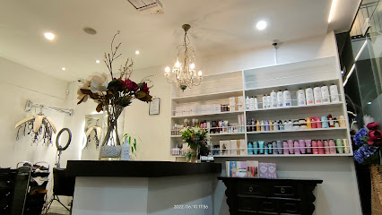 Kate Lee Boutique Salon