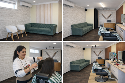 Must Cut and Divine Curls