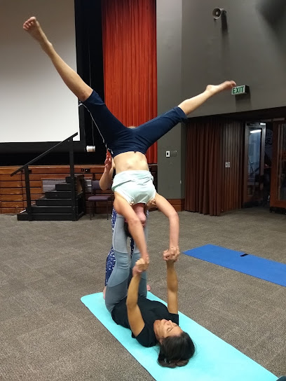 Christchurch AcroYoga