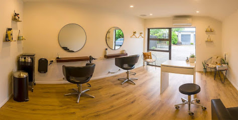 Lady and Lord Hairdressing