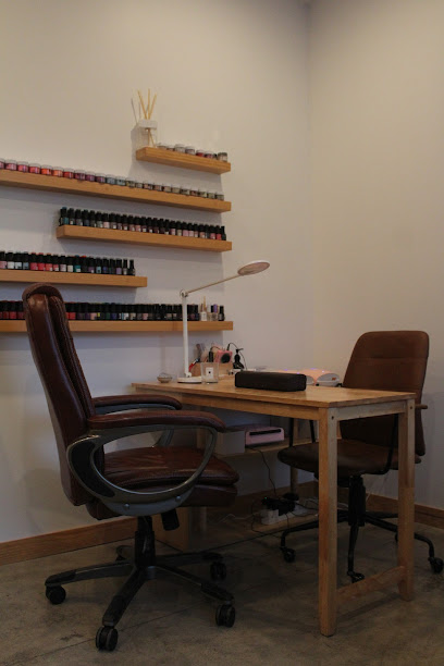 Treasure Sumner Nail Spa