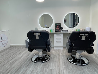 Enhance beauty and brows