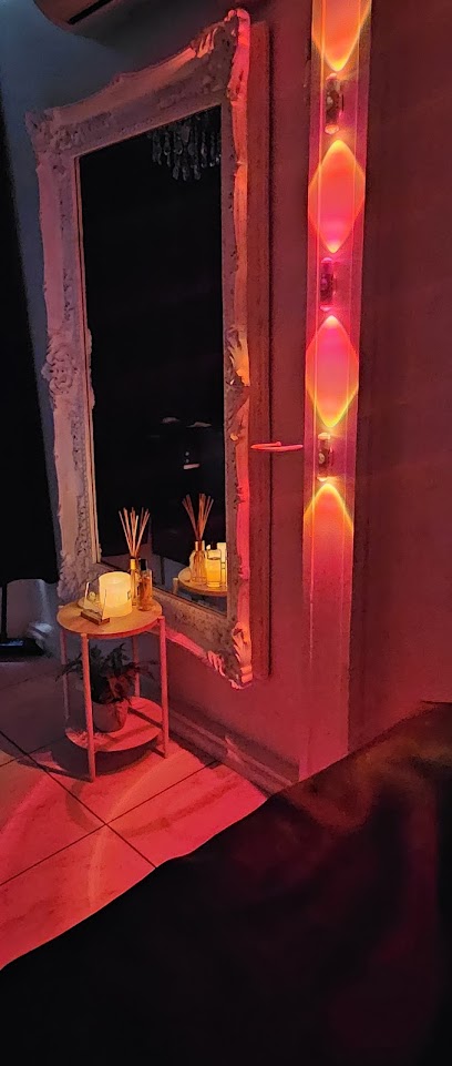 Glowing Beauty Riccarton