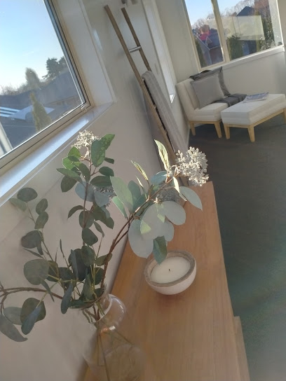 White Canvas Interiors