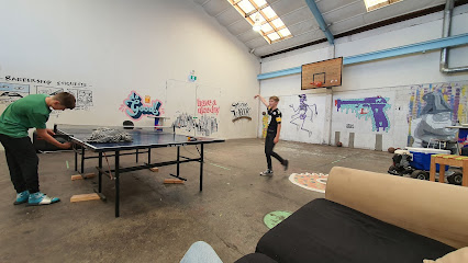 Benny’s Barber Shop